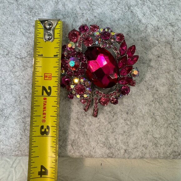 Vintage Ruby Rhinestone Brooch With Floral Design & Silver Tone AB rhinestones - Picture 8 of 8